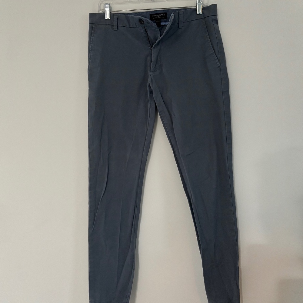 Banana Republic Fulton Skinny Chino Pants Size 31x32 • Gray